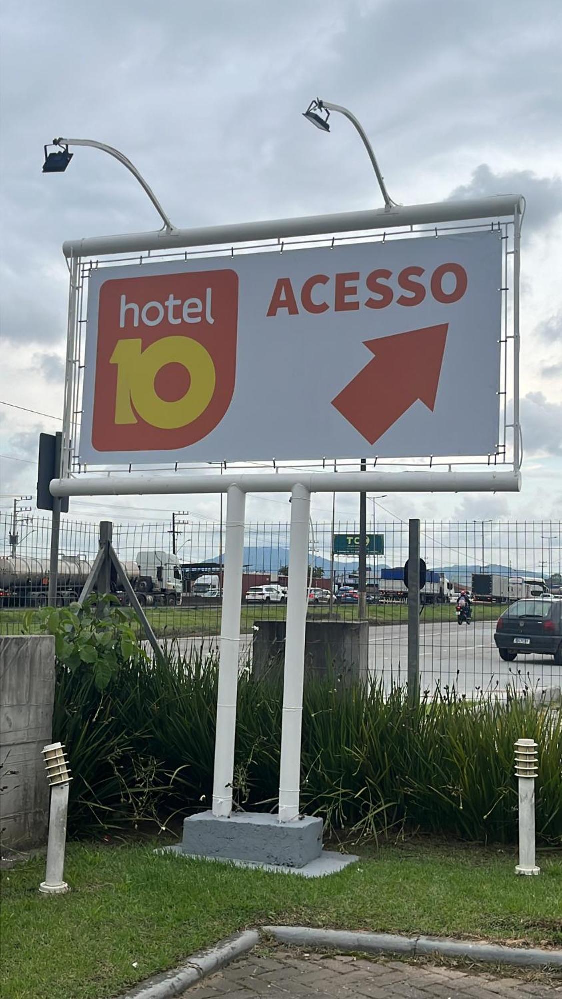 Hotel 10 Itajai/Navegantes 외부 사진