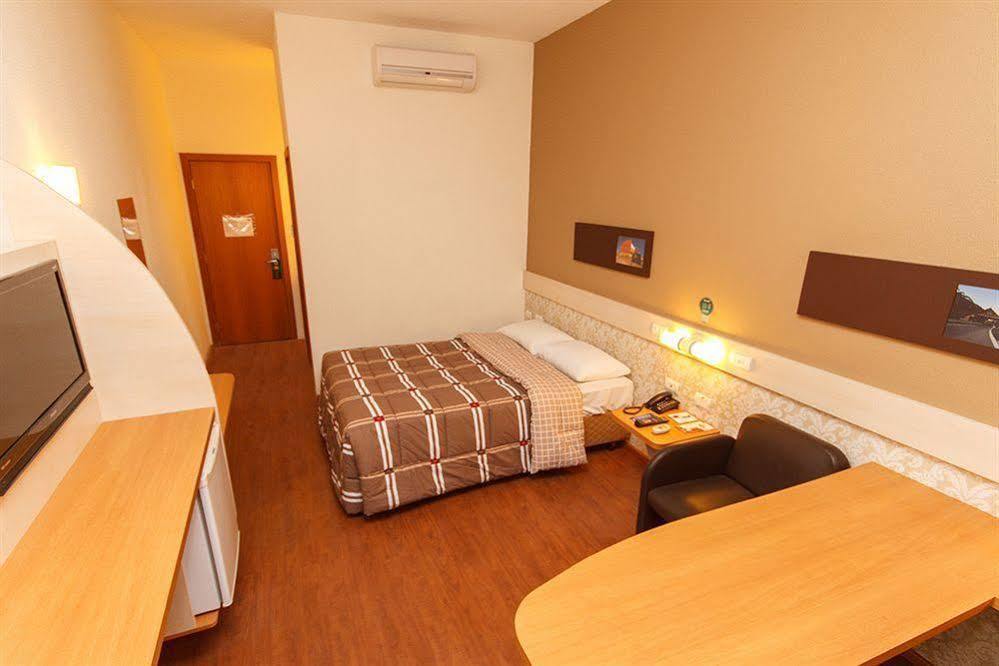 Hotel 10 Itajai/Navegantes 외부 사진